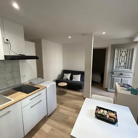 T2 - 4 Couchages La Garde (Var)